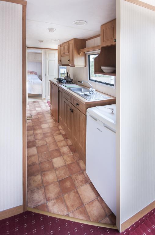Cuma Camp Villa Сърбиново Екстериор снимка