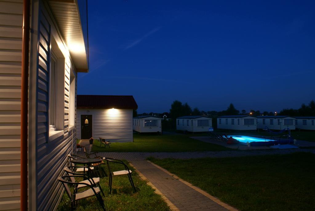 Cuma Camp Villa Сърбиново Екстериор снимка